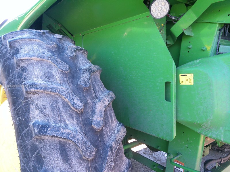 2010 John Deere 9670STS Image 32