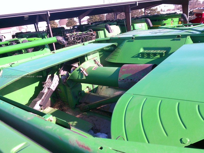 2010 John Deere 9670STS Image 33