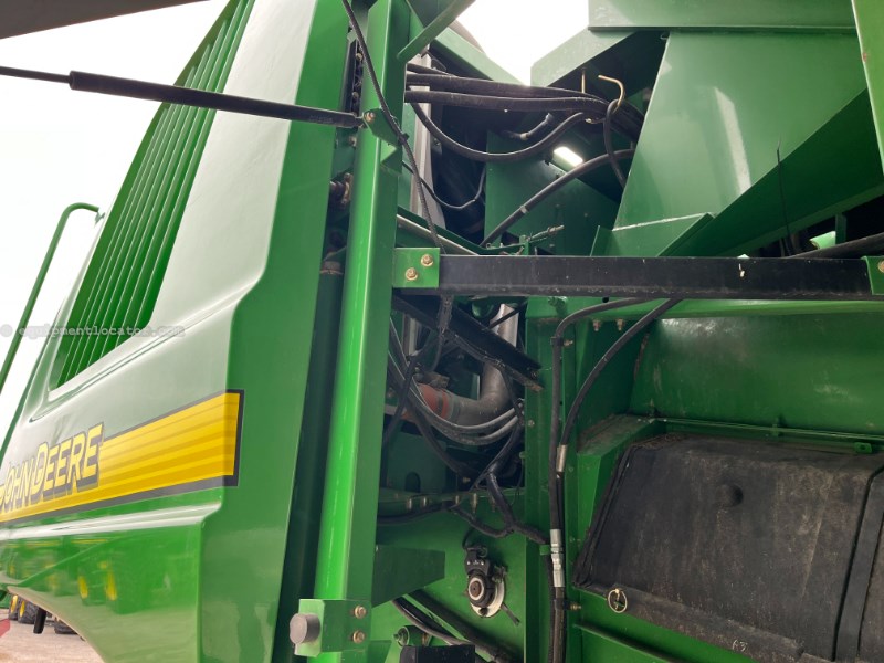 2005 John Deere 9660STS Image 28