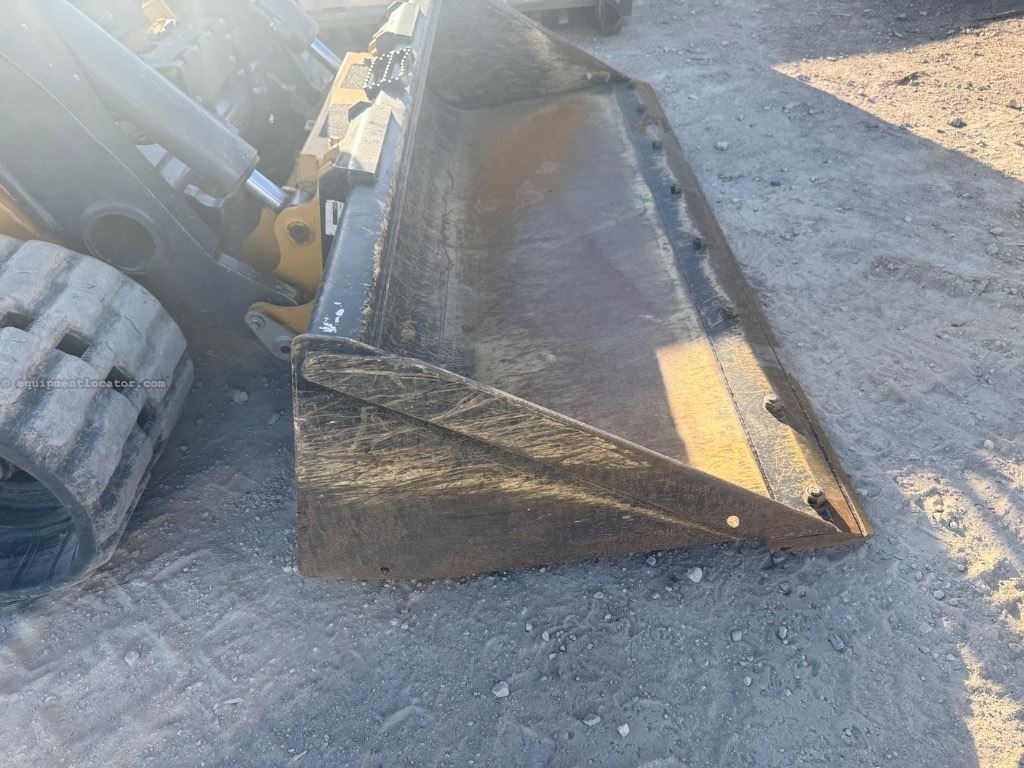 2025 John Deere 335P Image 10