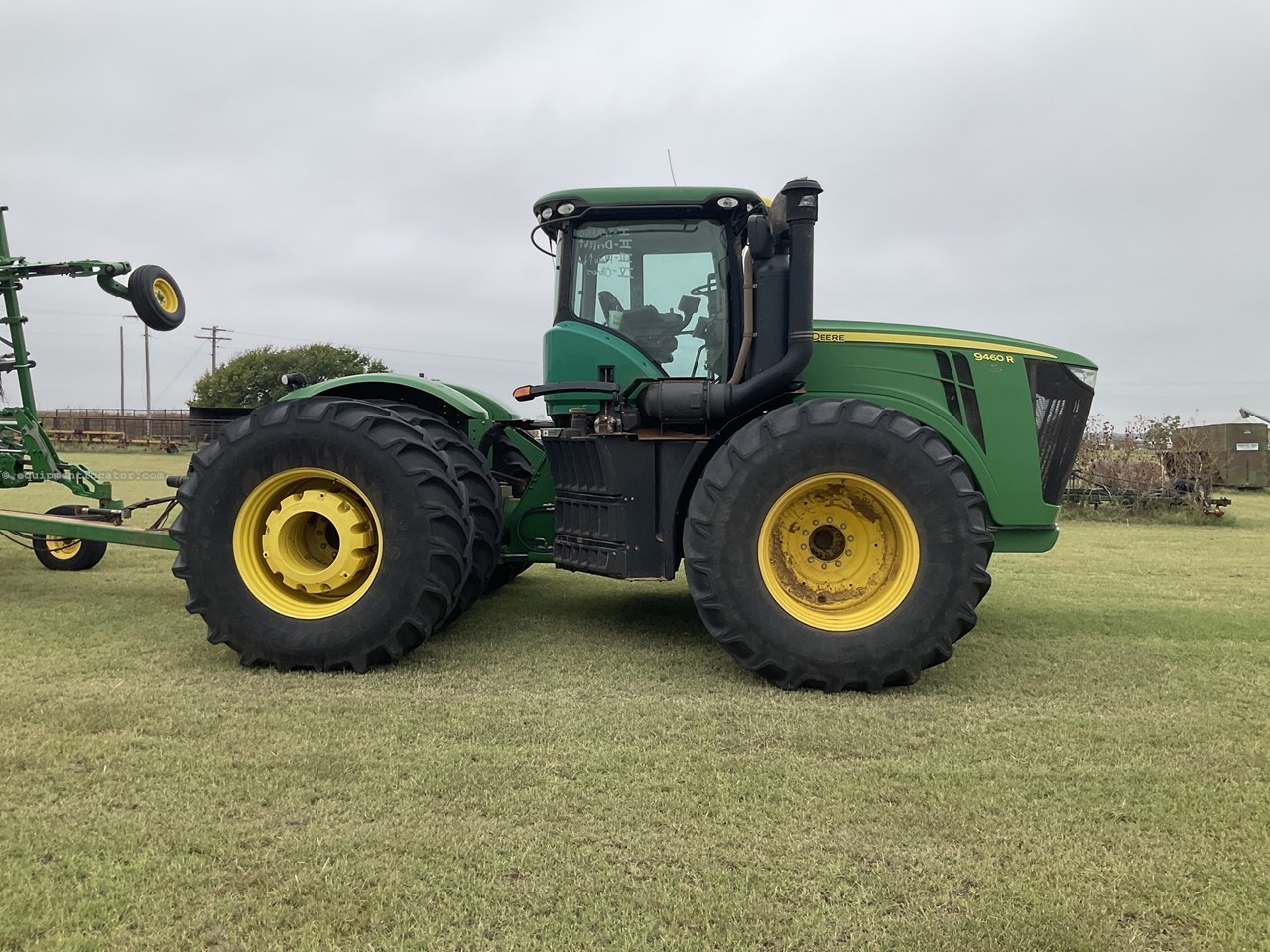 2013 John Deere 9460R Image 4