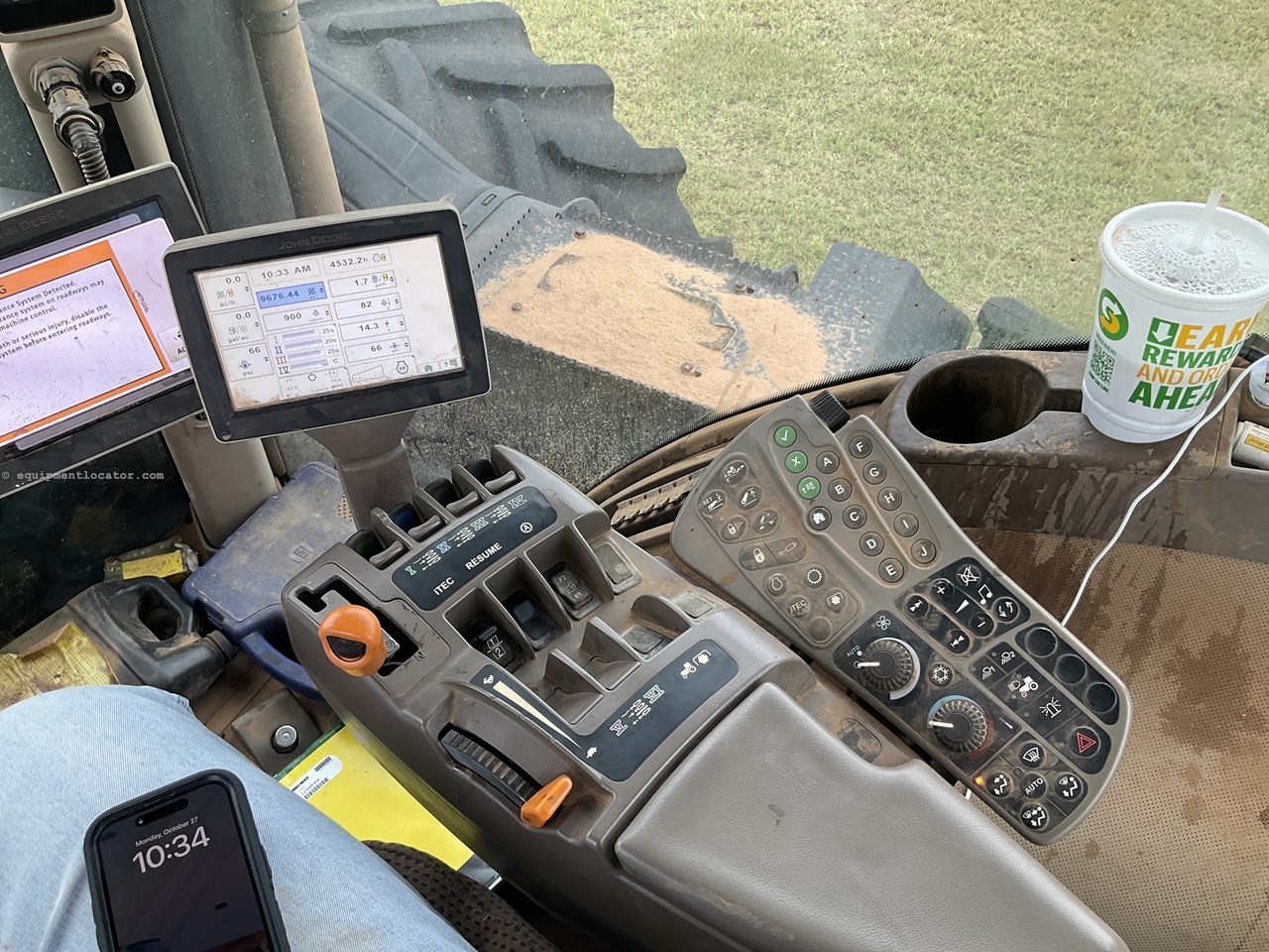 2013 John Deere 9460R Image 10