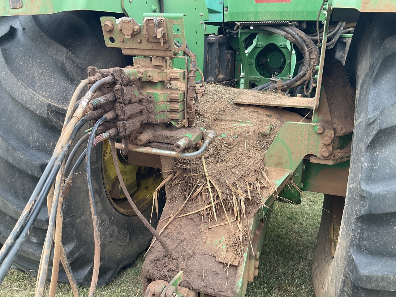 2013 John Deere 9460R Image 13