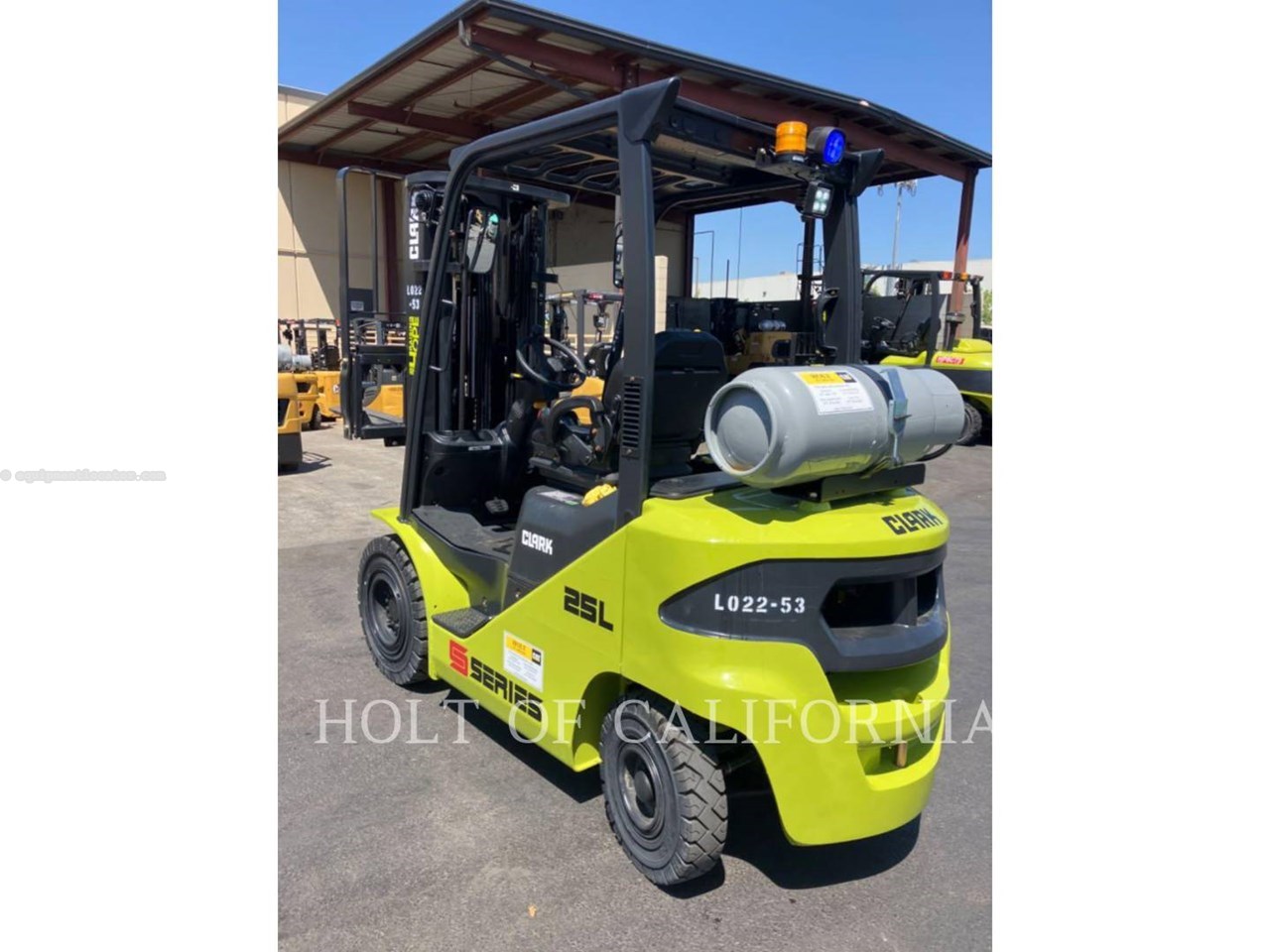 2022 Clark S25L Image 4