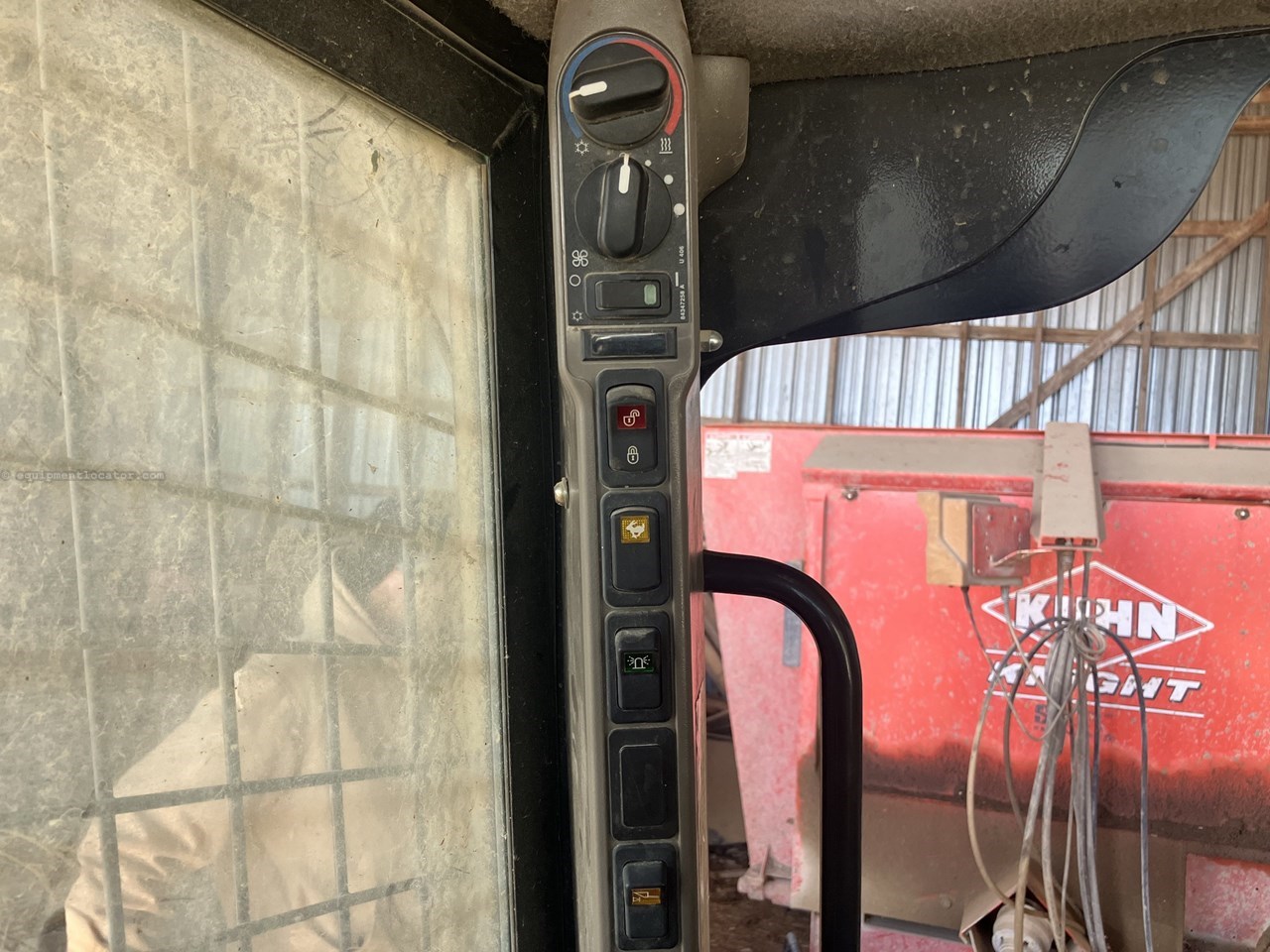 2014 Case TV380 Image 20