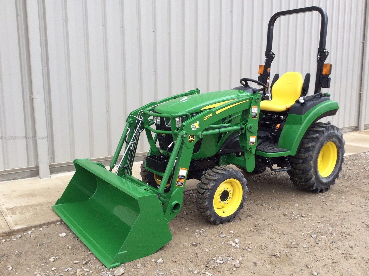 2026 John Deere 2038R Image 2