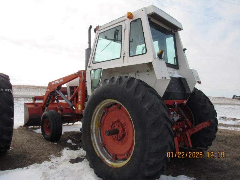 1975 Case 970 Image 3