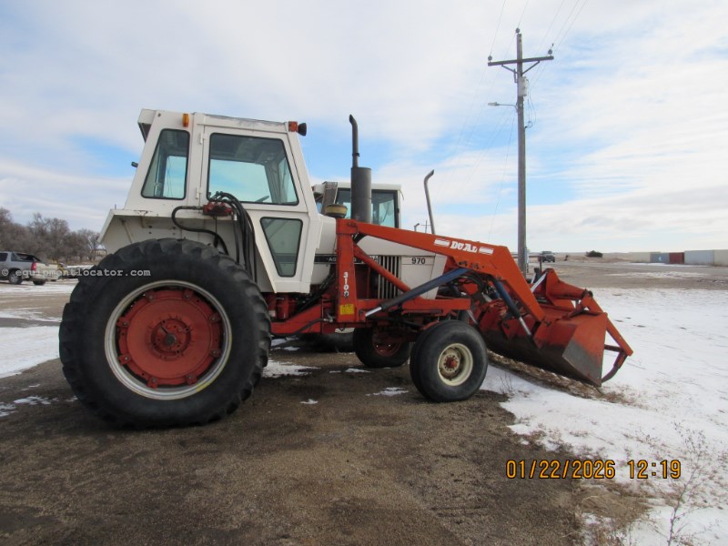1975 Case 970 Image 4