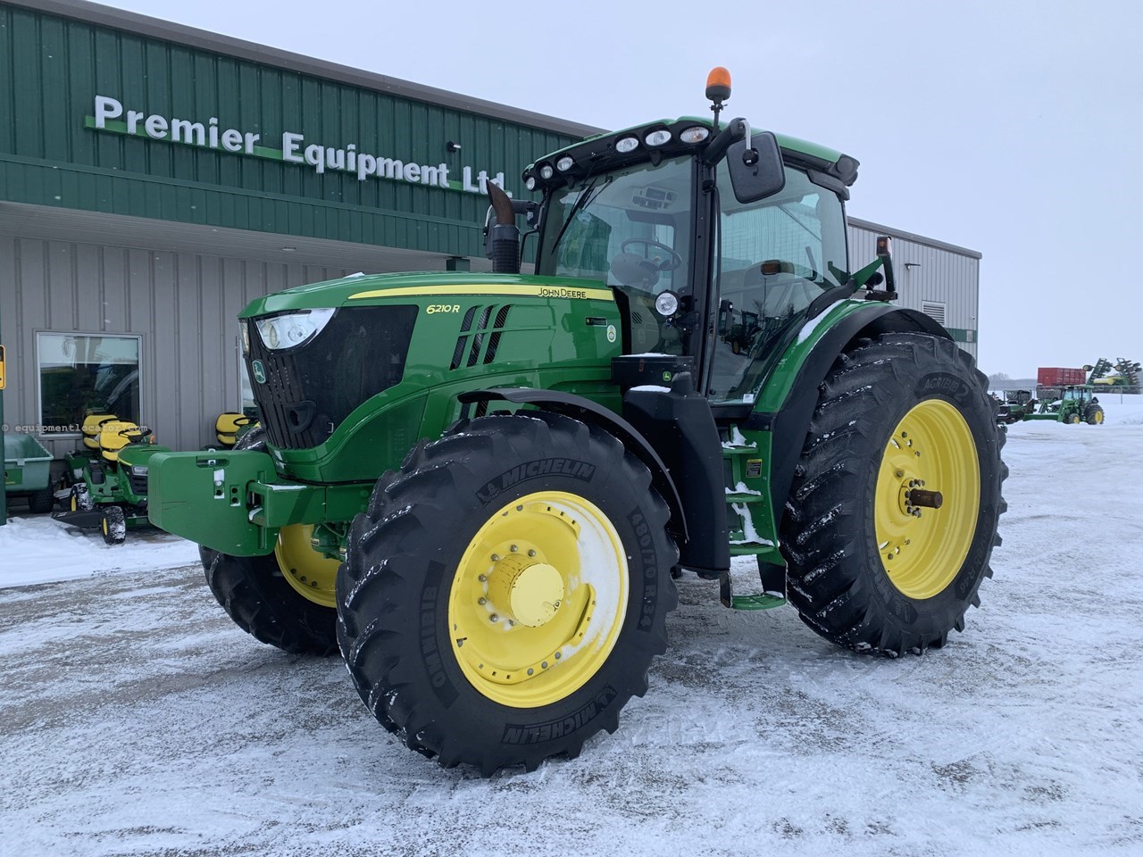 2012 John Deere 6210R Image 2