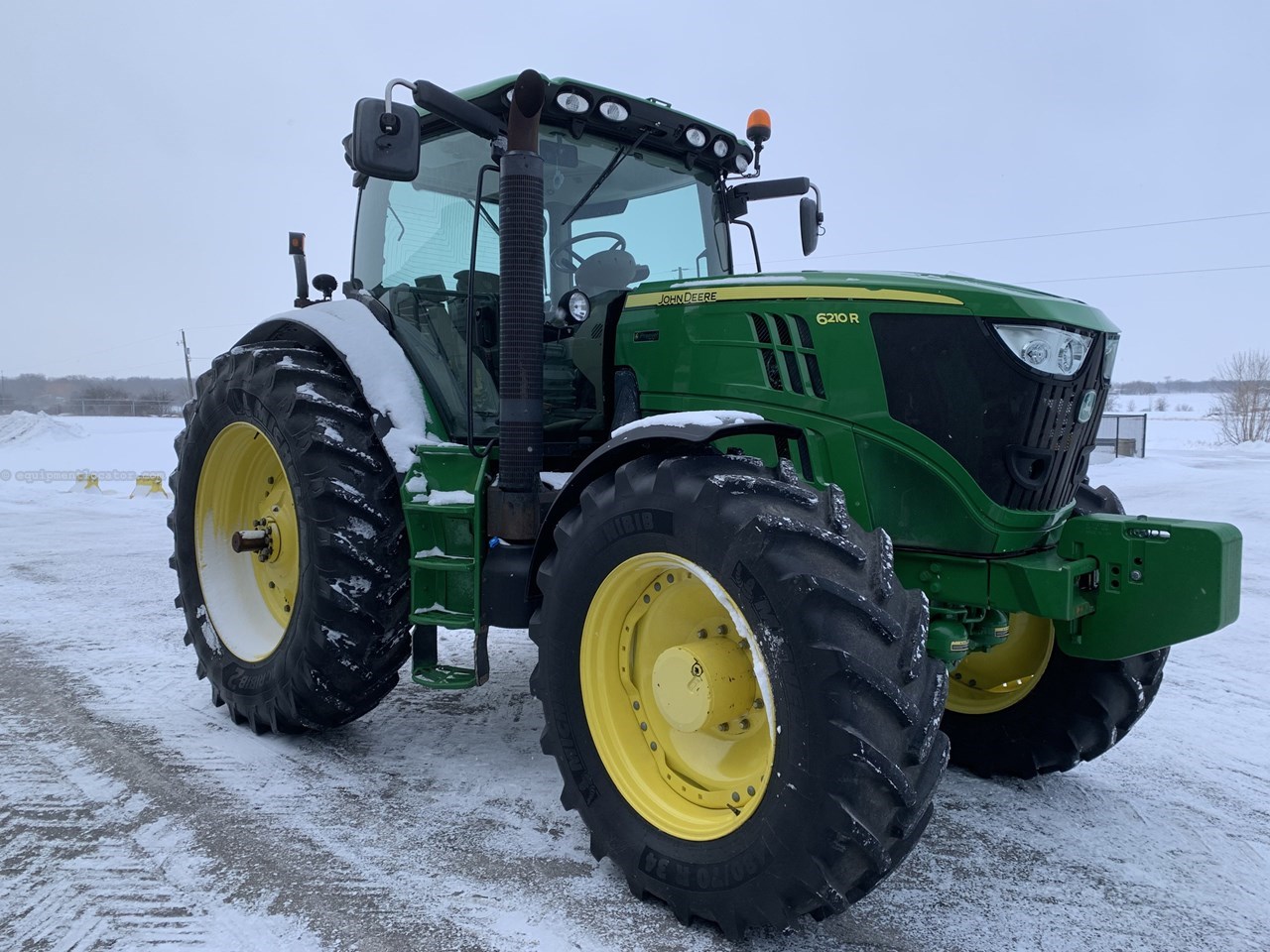 2012 John Deere 6210R Image 4