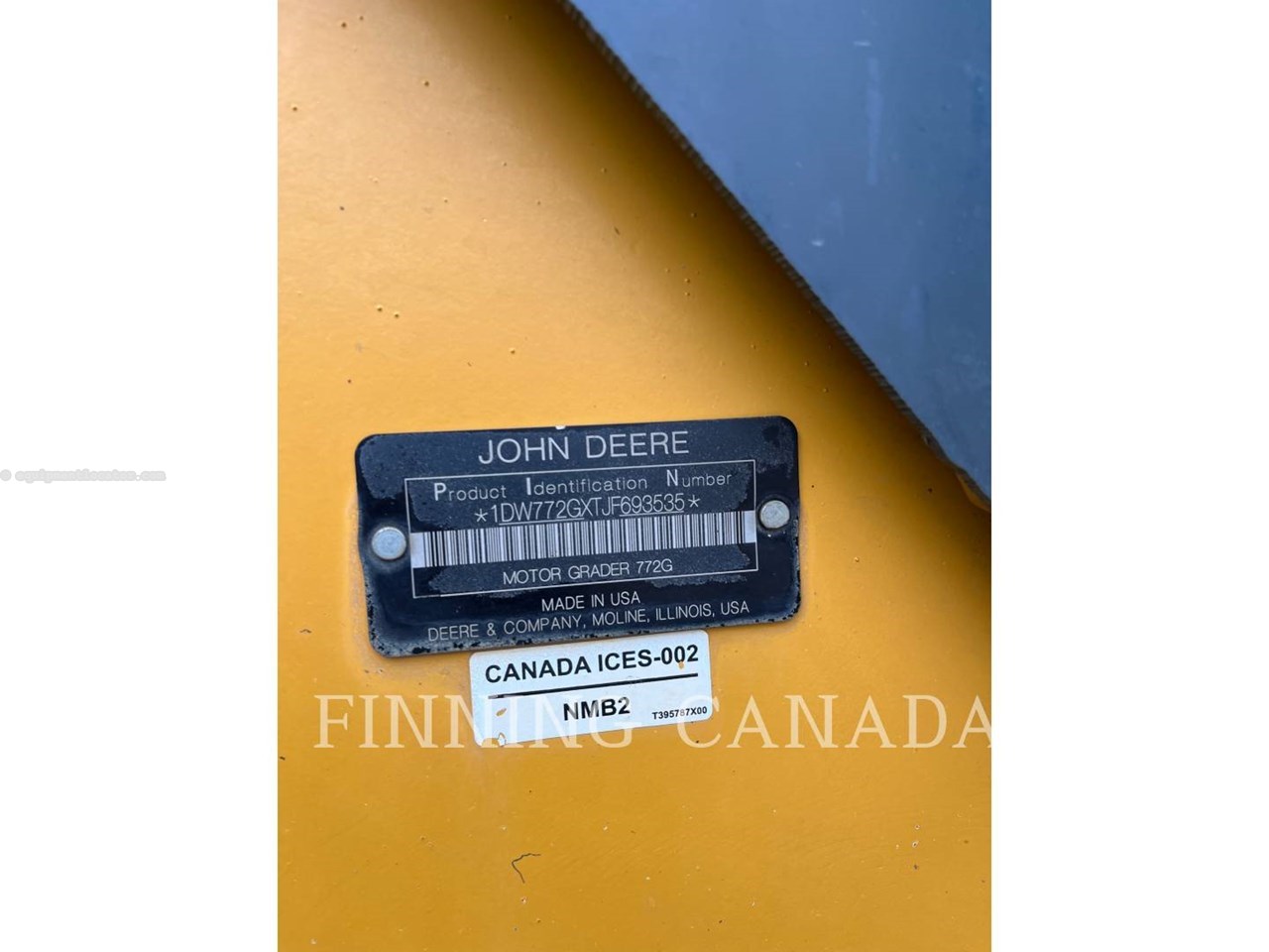 2019 John Deere 772G Image 6