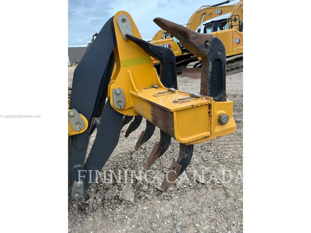 2019 John Deere 772G Image 8