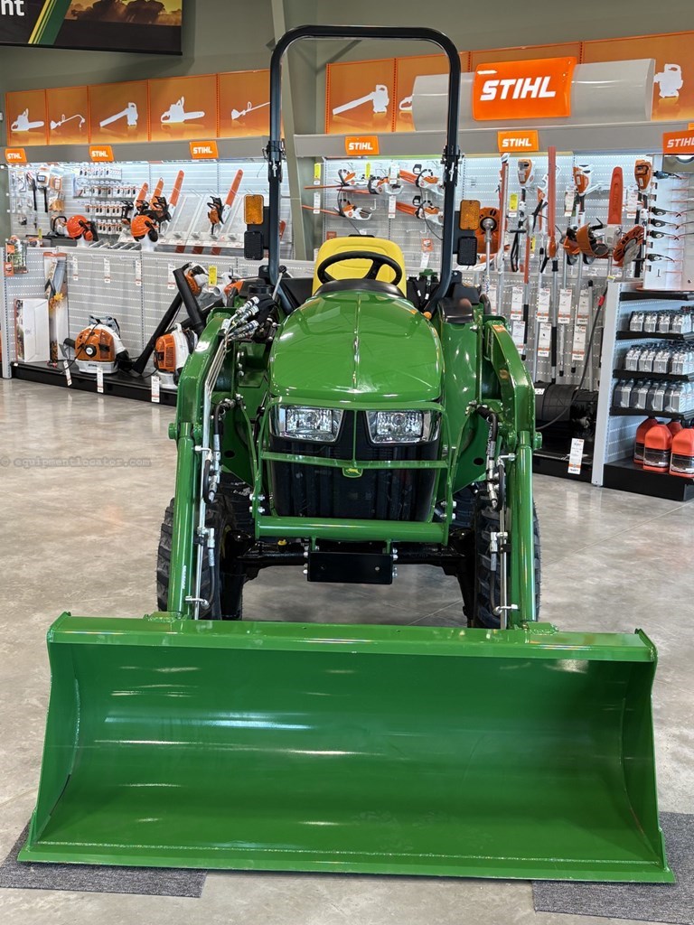 2025 John Deere 3025E Image 2