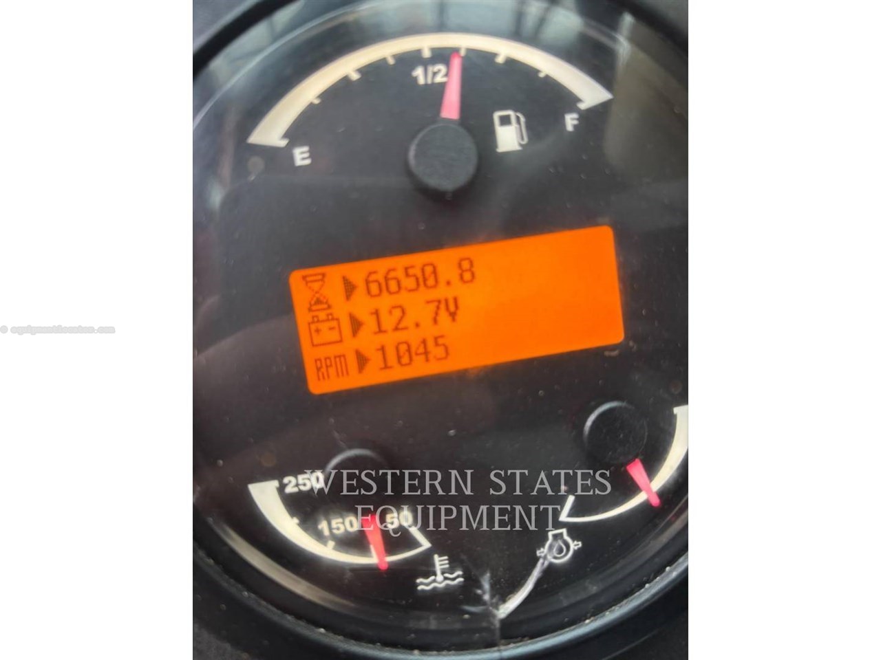 2015 Caterpillar TL943C Image 7