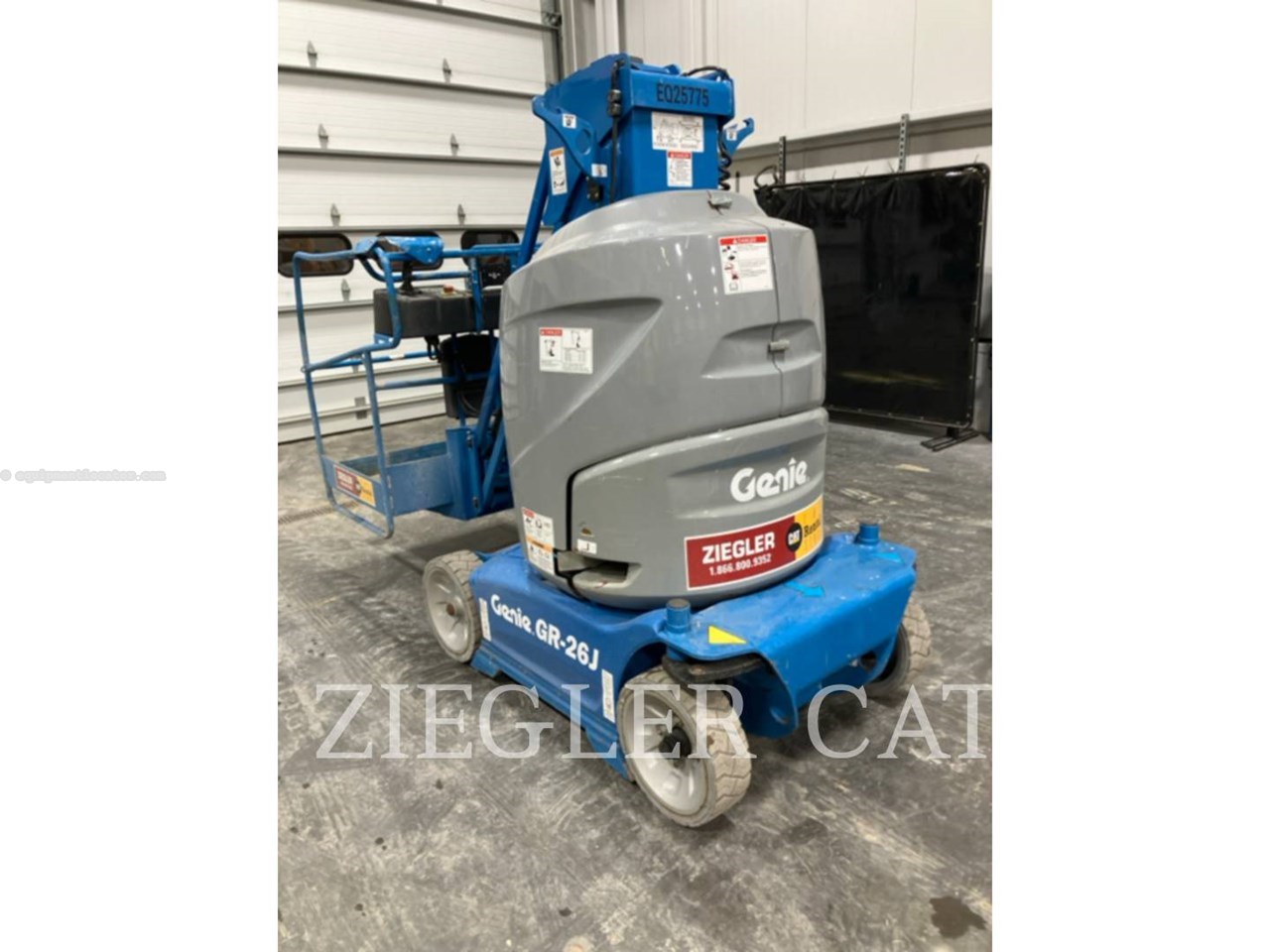 2022 Genie GR26J Image 4