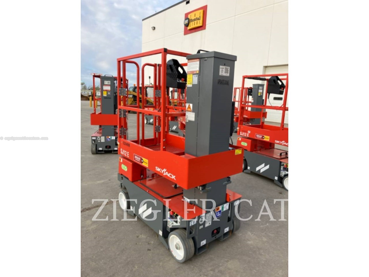 2023 Skyjack SJ12 Image 2