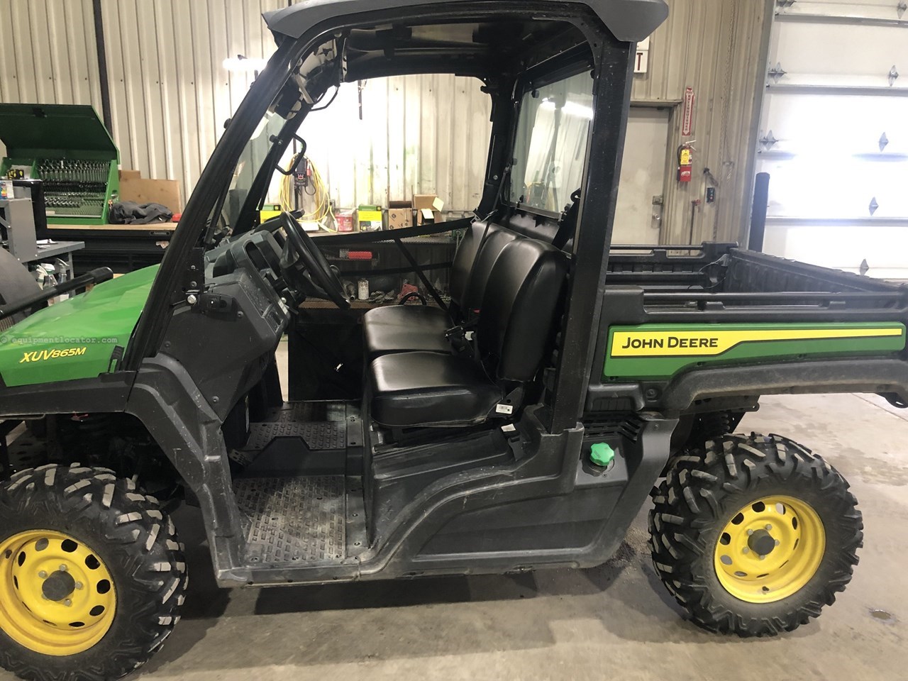 2023 John Deere XUV865M Image 10