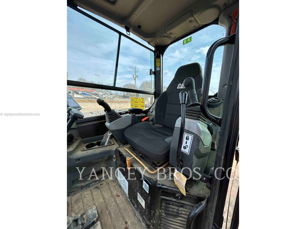 2025 Caterpillar 30407 Image 14