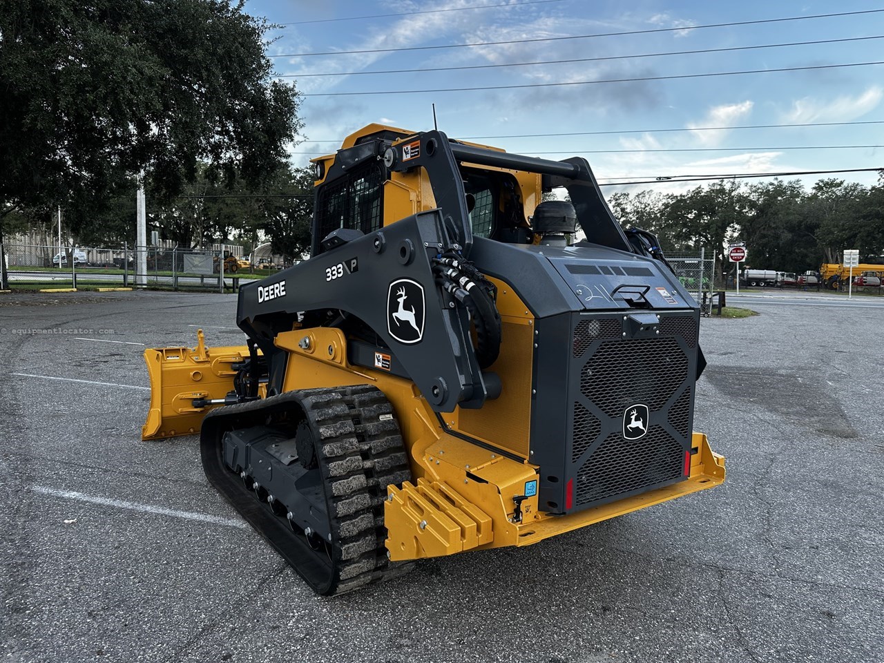 2025 John Deere 333 P Image 4