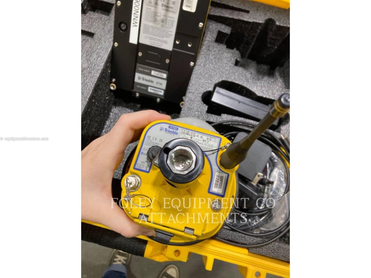 1900 Trimble SPS900K Image 4