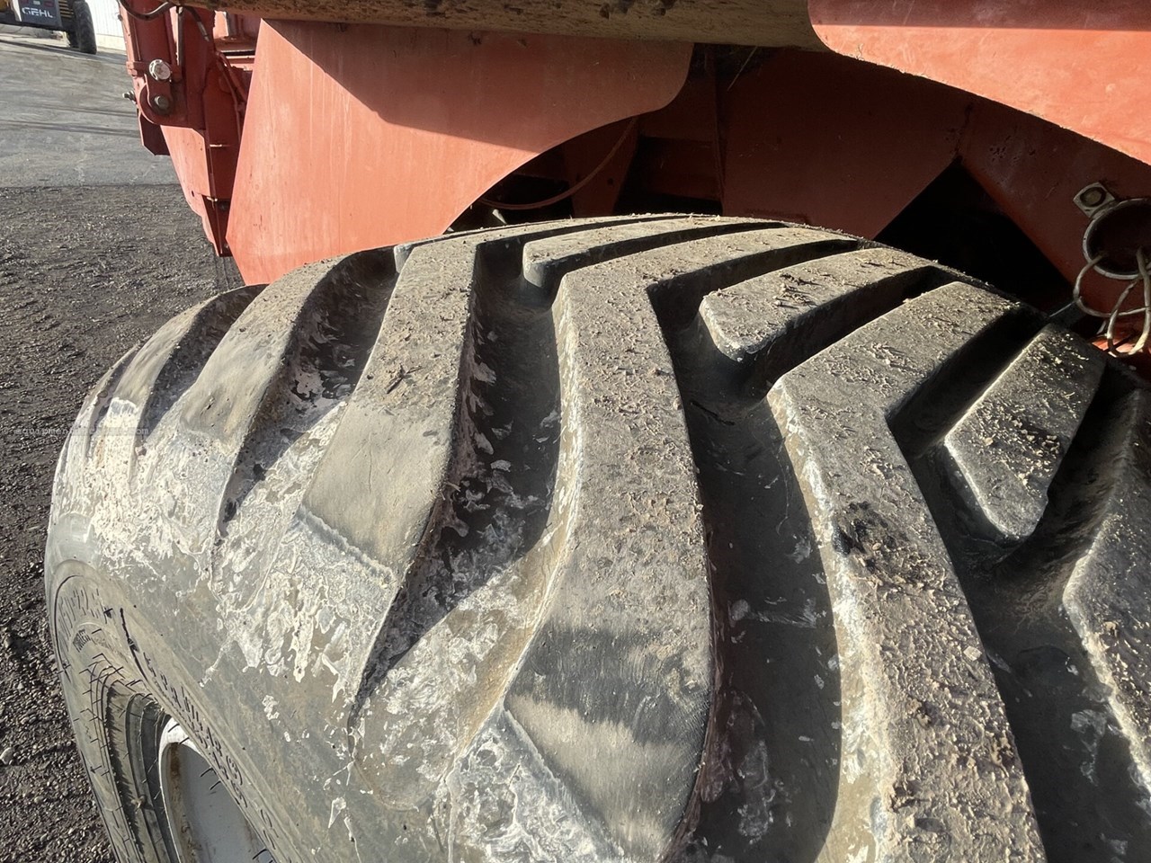 2002 Hesston 4790 Image 10