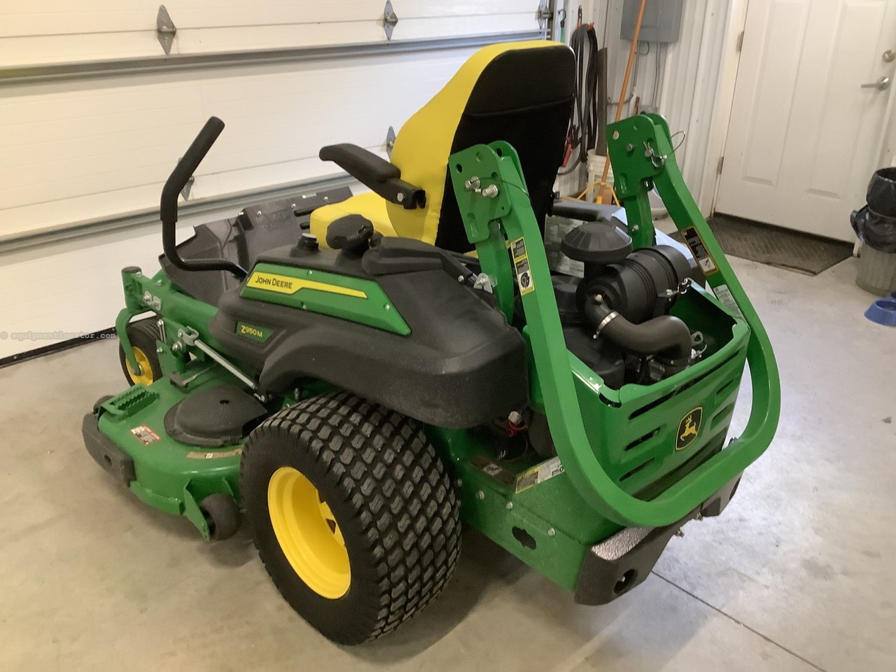 2022 John Deere Z950M Image 4