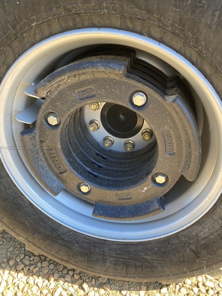 2021 Case 105A Image 4