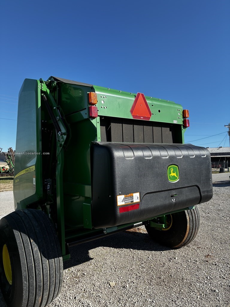 2020 John Deere 560M Image 3