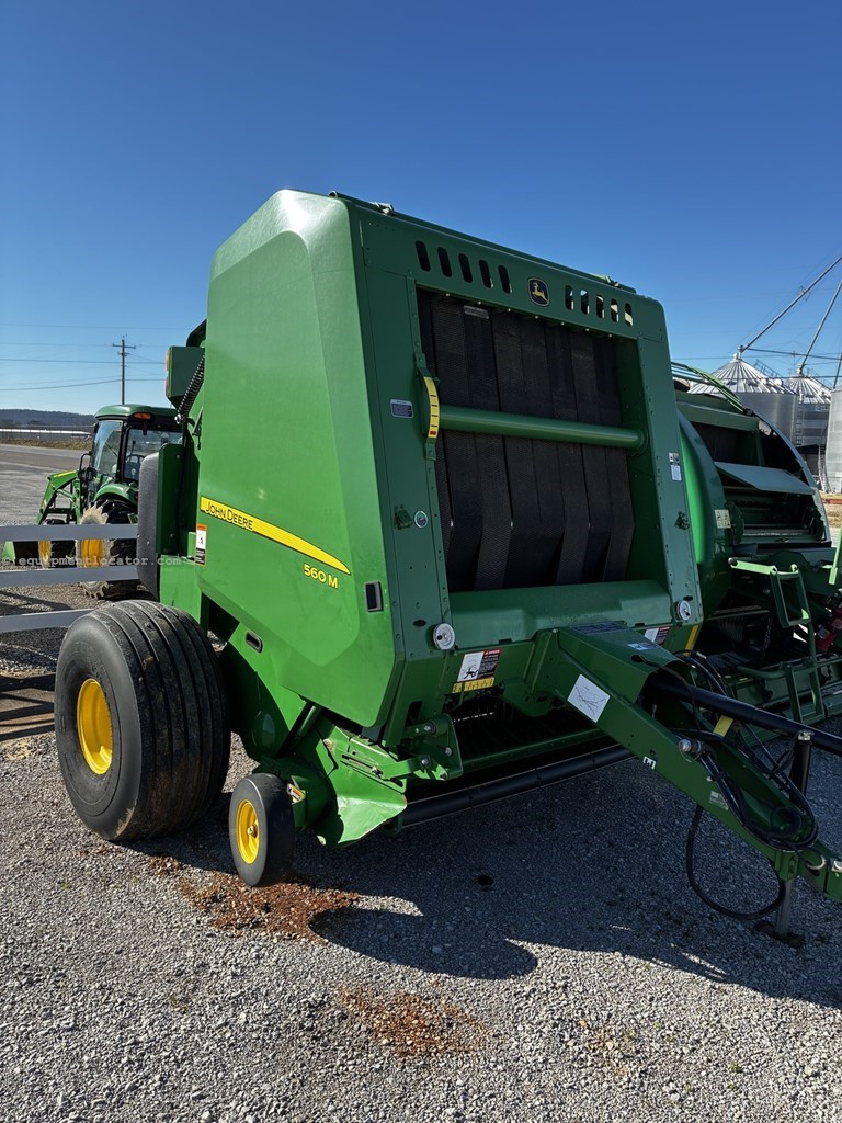 2020 John Deere 560M Image 4