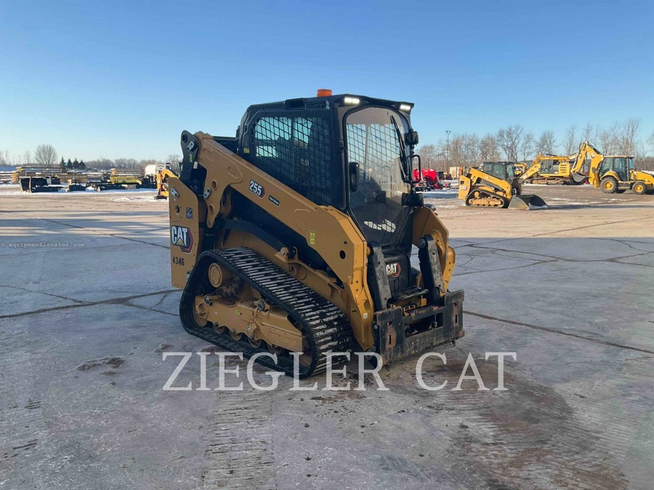 2024 Caterpillar 255 Image 2