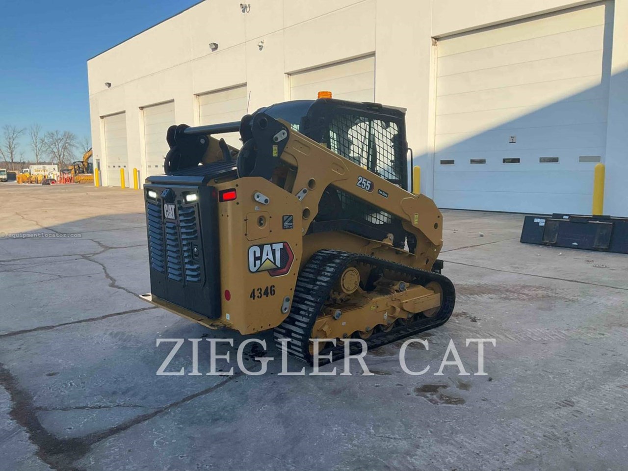 2024 Caterpillar 255 Image 3