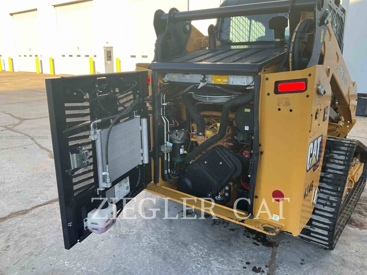 2024 Caterpillar 255 Image 7