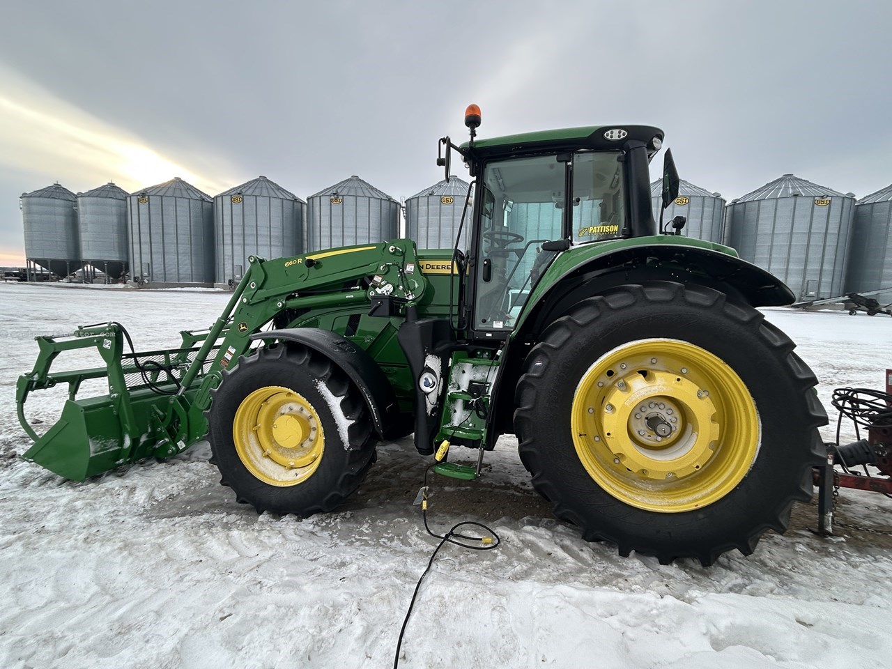 2025 John Deere 6M 180 Image 4