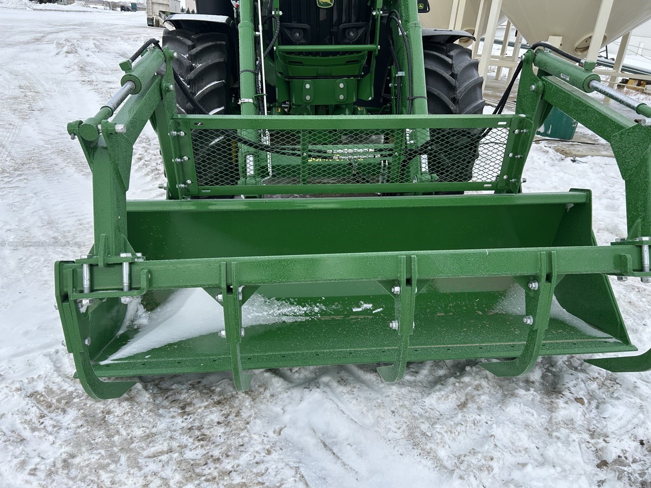 2025 John Deere 6M 180 Image 13