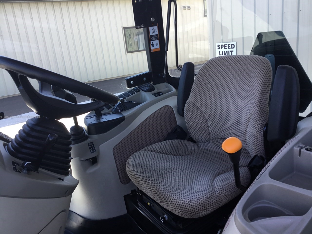 2024 John Deere 4066R Image 11