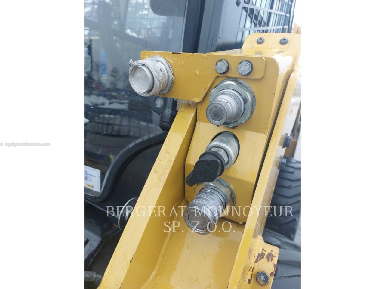 2022 Caterpillar 232D3 Image 10