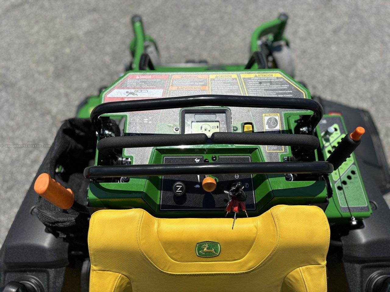 2026 John Deere Q850M w/ No Flat Tweels Image 6