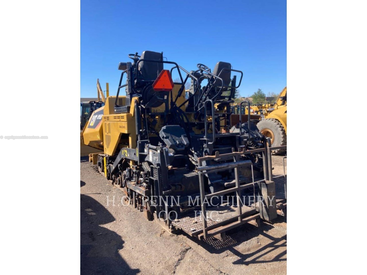 2016 Caterpillar AP555F Image 3