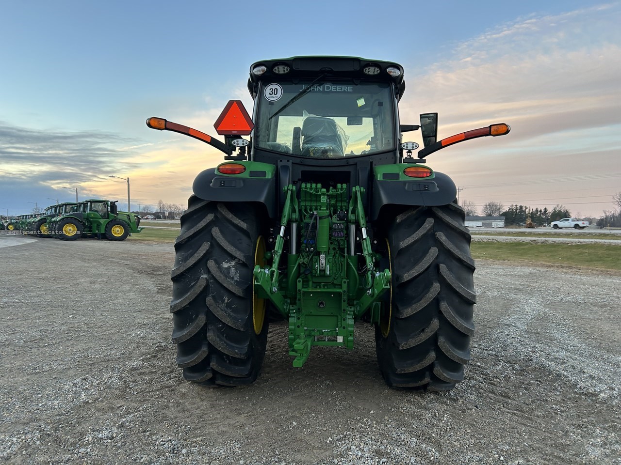 2025 John Deere 6R 250 Image 10