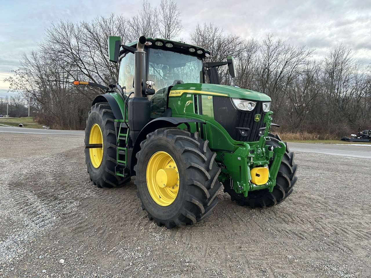 2025 John Deere 6R 250 Image 14