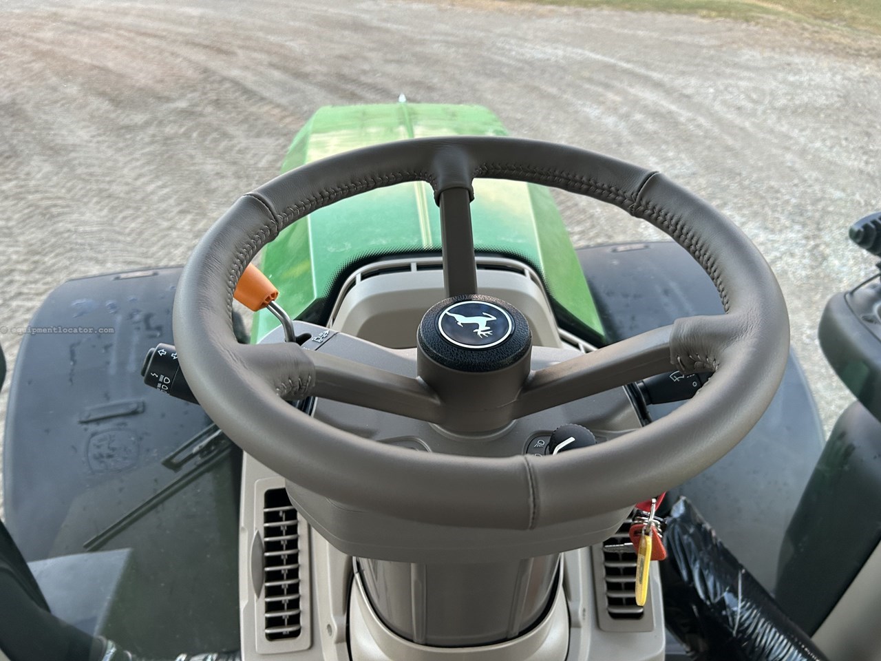 2025 John Deere 6R 250 Image 17