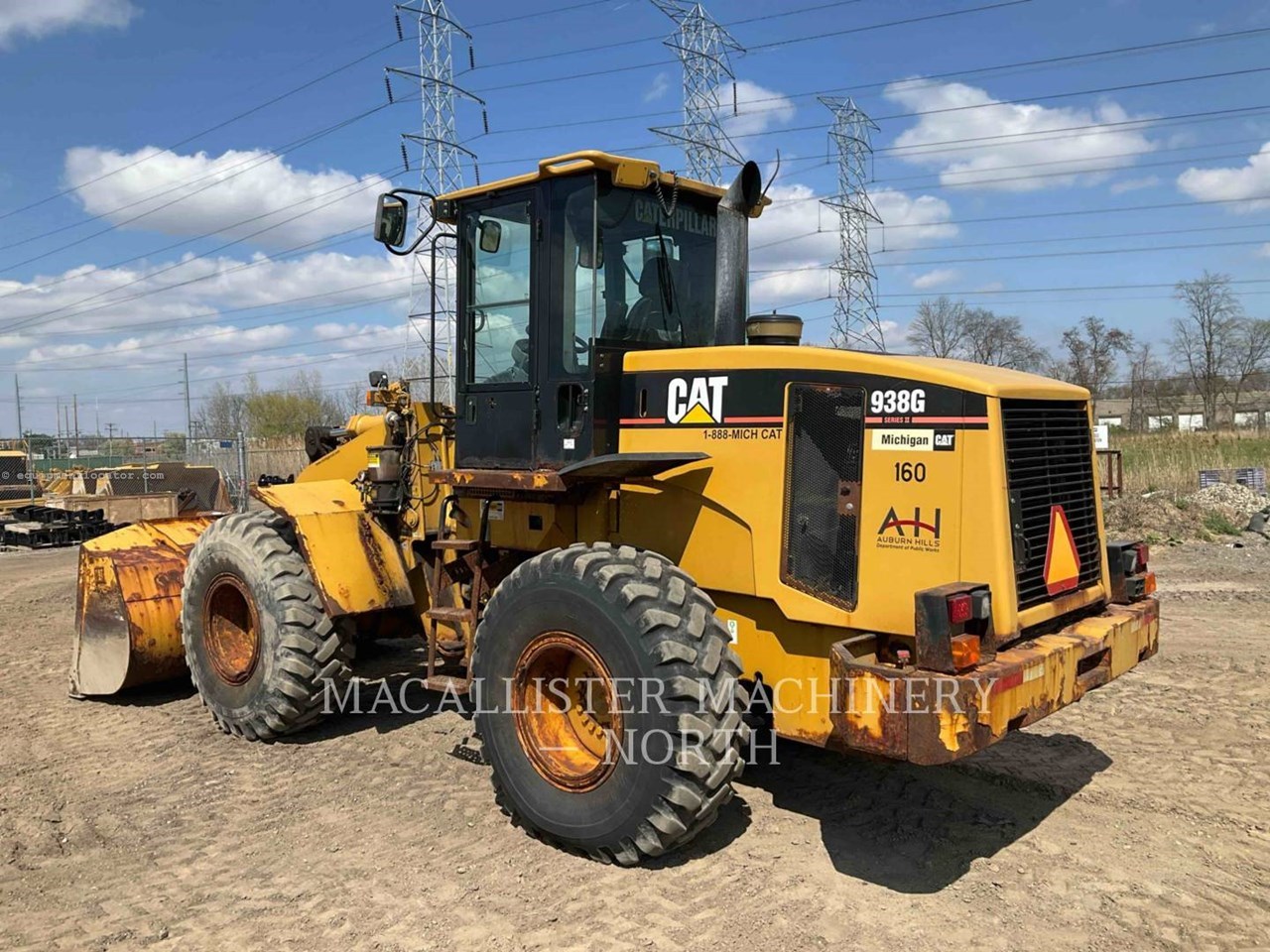 2005 Caterpillar 938G Image 10