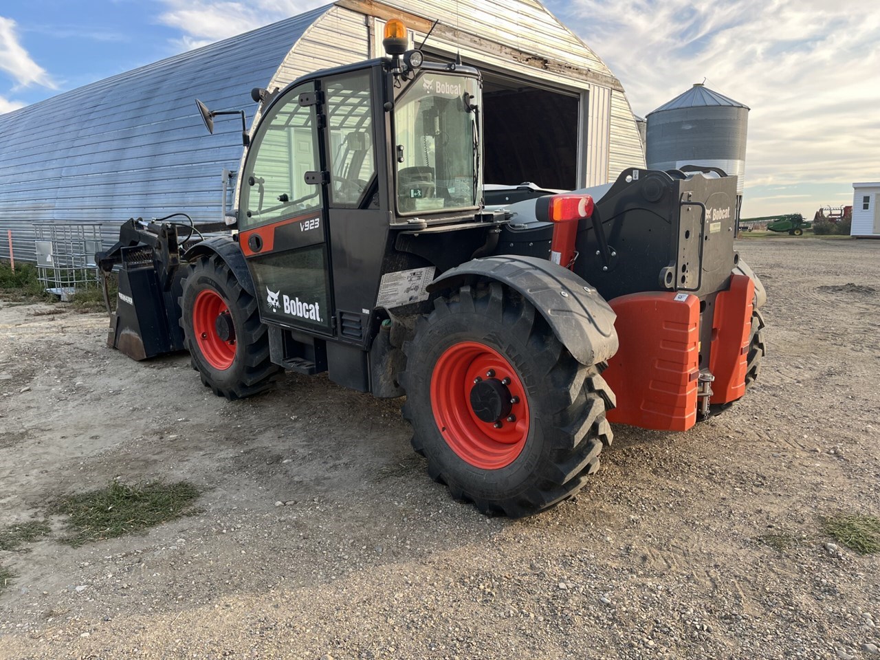 2021 Bobcat V923 Image 3