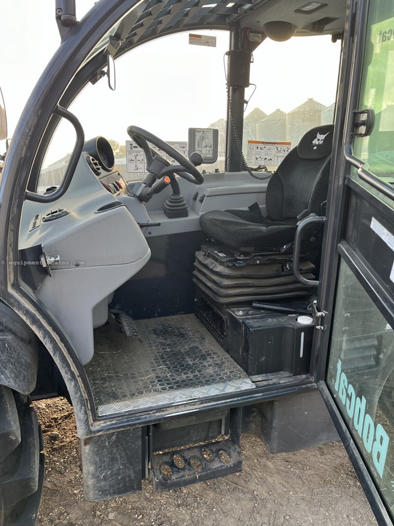 2021 Bobcat V923 Image 8
