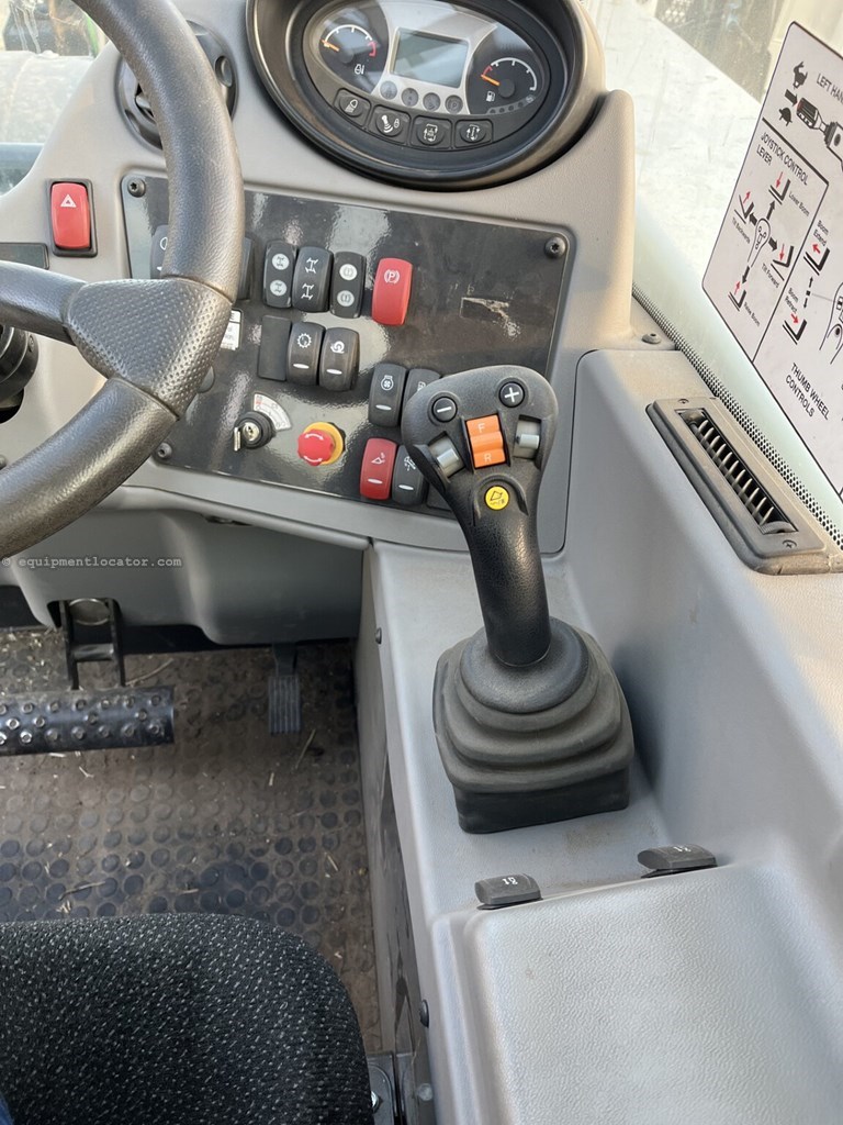 2021 Bobcat V923 Image 10