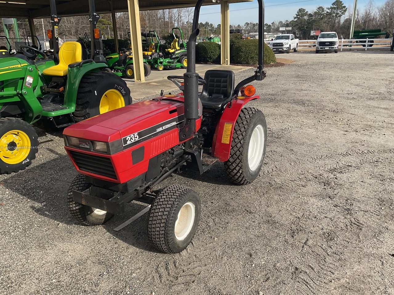 1988 Case IH 235 Image 2