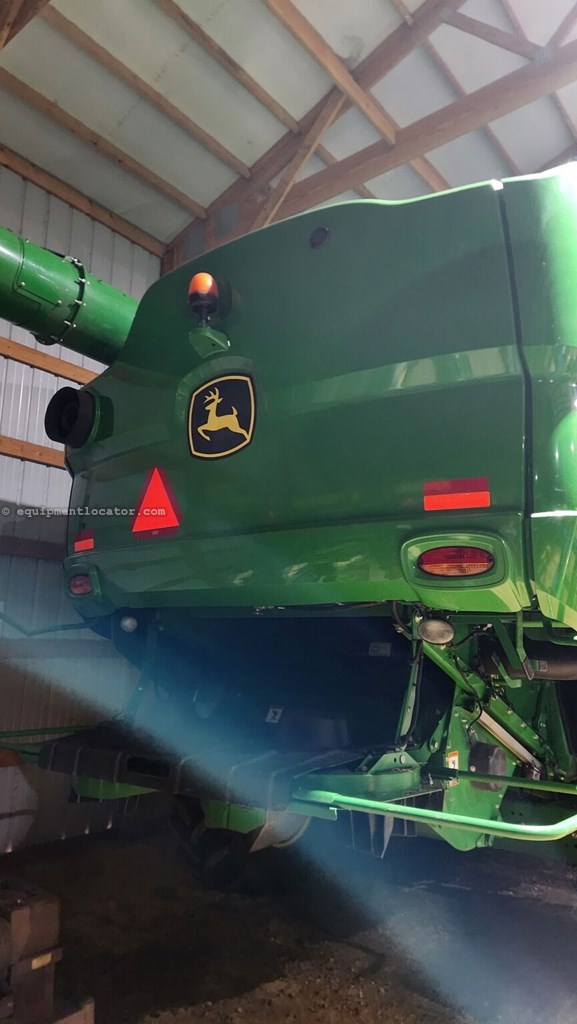 2016 John Deere S670 Image 4