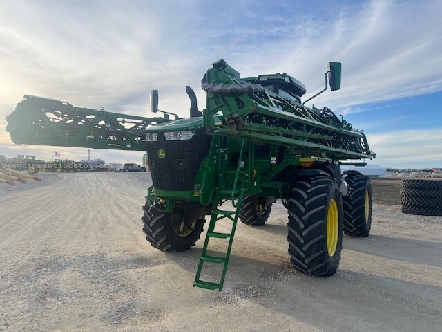 2023 John Deere 410R Image 4