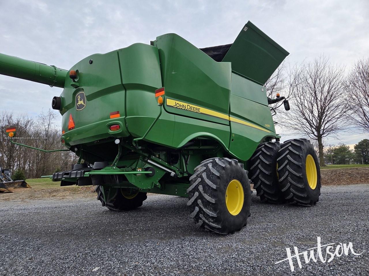 2014 John Deere S690 Image 4