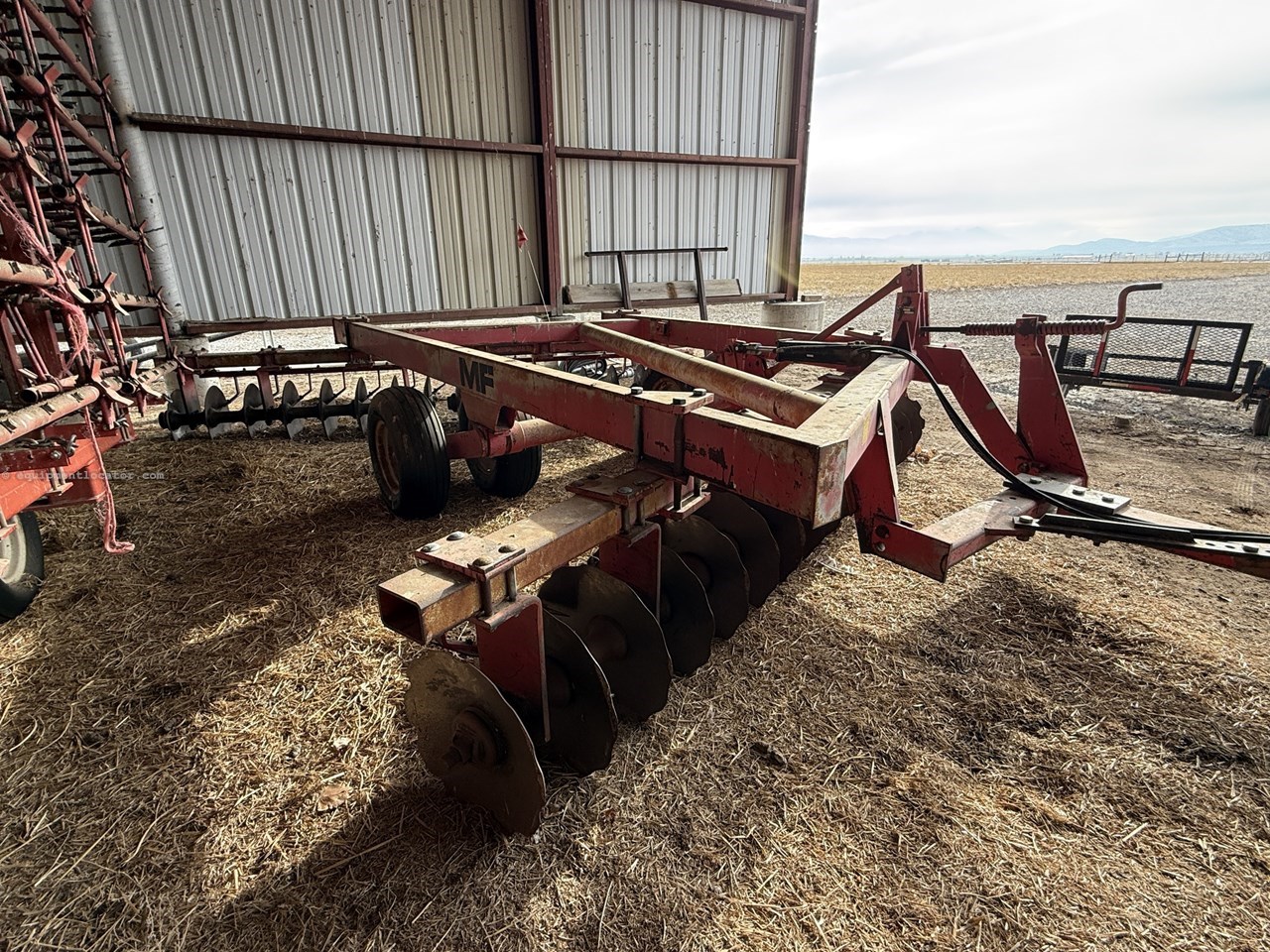 Massey Ferguson MF730 Image 6